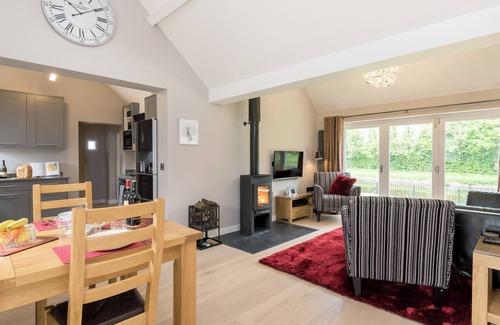 Ellesmere Cottage | 2 bedroom accommodation in Tetchill, near Ellesmere