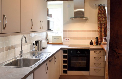 Sherborne Cottage | 2 bedroom accommodation in Goathill, near Sherborne