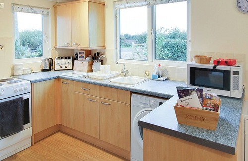 Skegness Cottage | 2 bedroom accommodation in Thorpe St Peter, near Skegness
