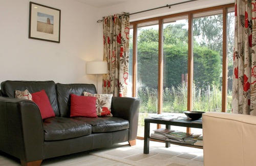Snodland Cottage | 2 bedroom accommodation in Snodland