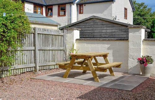 Edzell Cottage | 2 bedroom accommodation in Edzell, near Brechin