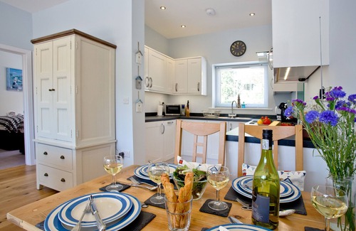 Brixham Apartment | 2 bedroom accommodation in Brixham