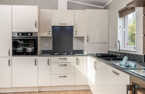 Yaxham Cabin | 2 bedroom accommodation in Yaxham, Dereham