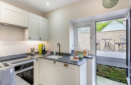 Halifax Cottage | 2 bedroom accommodation in Warley, near Haworth