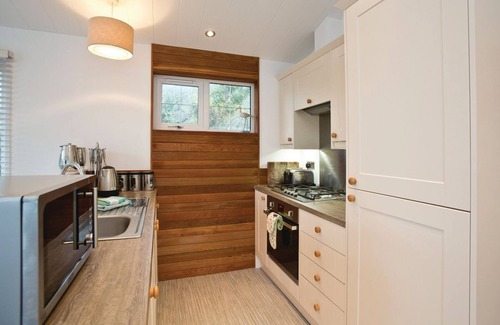 Mullion Cabin | 2 bedroom accommodation in Mullion Cove, Helston