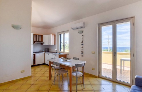 Briatico Apartment | 2 bedroom accommodation in BRIATICO