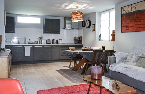Leognan House | 2 bedroom accommodation in Léognan
