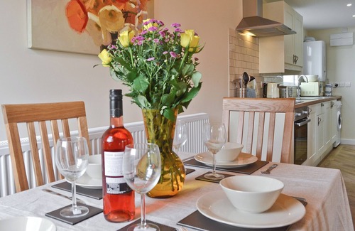 Bangor Cottage | 2 bedroom accommodation in Llanllechid, near Bangor