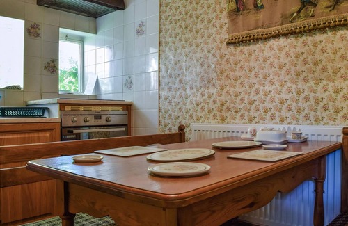 Ardens Grafton Cottage | 2 bedroom accommodation in Barton