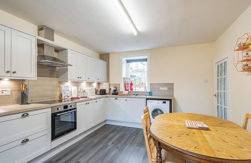 Coulter Cottage | 2 bedroom accommodation in Biggar