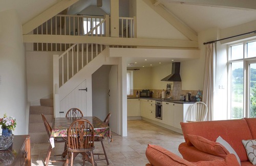 Honiton Cottage | 2 bedroom accommodation in Stockland, Honiton
