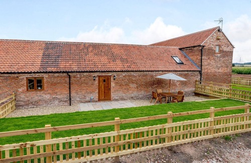 Newark Cottage | 2 bedroom accommodation in East Stoke, near Newark