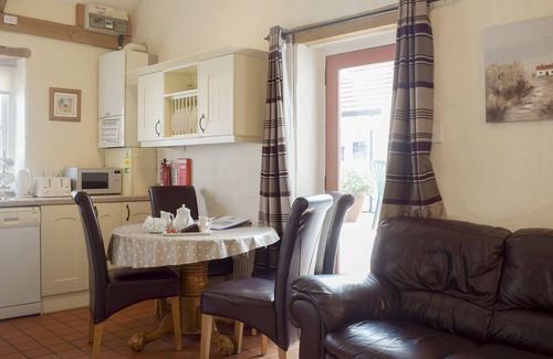 Lydstep Cottage | 2 bedroom accommodation in Lydstep, near Tenby