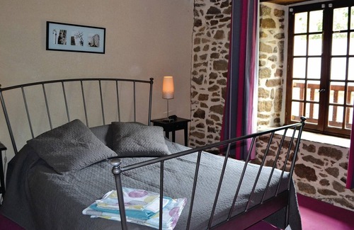 Taden House | 2 bedroom accommodation in Taden