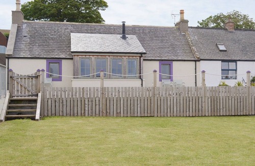 Portmahomack Cottage | 2 bedroom accommodation in Portmahomack, near Tain