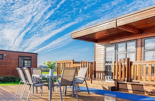 Ely Ski Chalet | 2 bedroom accommodation in Ely