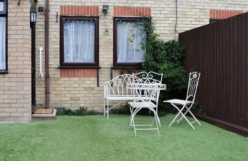 Ely Cottage | 2 bedroom accommodation in Ely