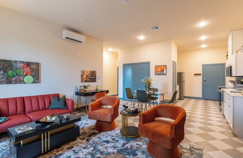 Downtown Apartment | 2 Bedroom Apartment in Downtown