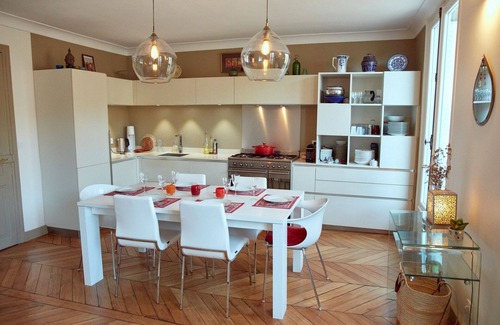 Montmartre Apartment | 2 bedroom apartment in the center of Paris - Very centrally located