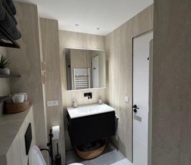 Necker Apartment | 2 bedroom apartment renovated in the heart of Paris