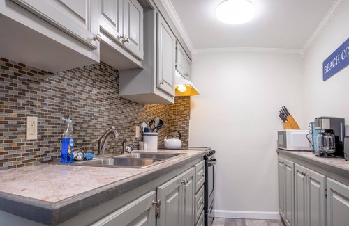 Bar Harbor Apartment | 2 Bedroom Apt B Free Breakfast Main Street