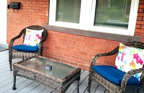 Brighton Heights Apartment | 2 Bedroom Apt. - Stylish, Modern, and Convenient!