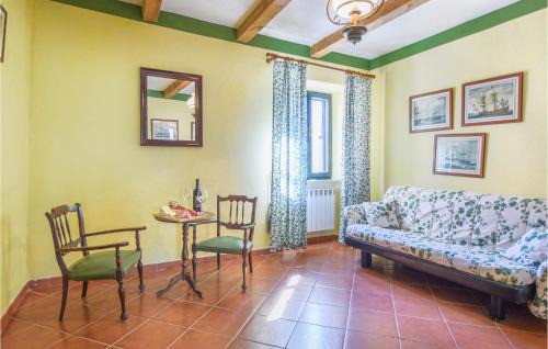 Campiglia Marittima House | 2 Bedroom Awesome Home In Casalappi