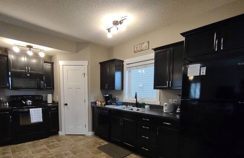 Grande Prairie House | 2 Bedroom Basement Suite - Fully Stocked, Clean & Pet-Friendly!