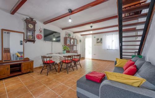 Veli Losinj Apartment | 2 Bedroom Beautiful Apartment In Veli Losinj