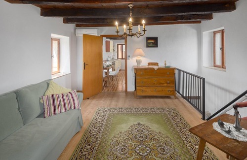 Oprtalj House | 2 bedroom beautiful home in Oprtalj