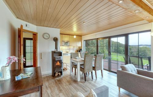 Daun House | 2 Bedroom Beautiful Home In Daun