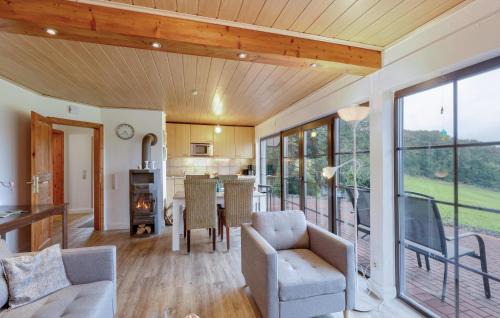 Daun House | 2 Bedroom Beautiful Home In Daun
