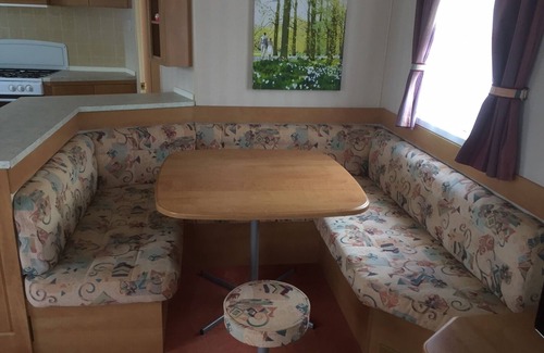 Par House | 2 Bedroom Caravan in the heart of Cornwall