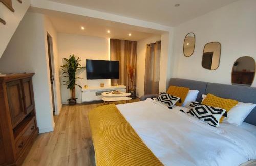 Marigot Apartment | 2 bedroom Caribbean charm in Marigot's heart