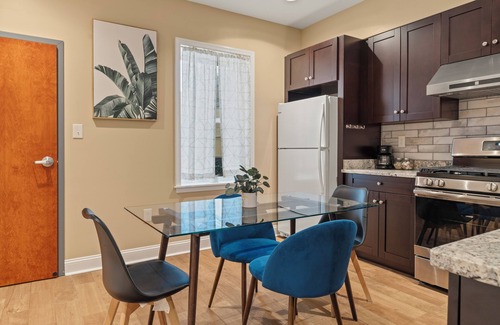 Chinatown Apartment | 2-bedroom Chinatown Gem W/GameRoom + Basketball Court!