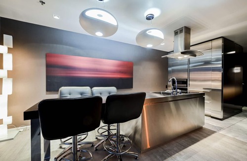 Las Vegas Apartment | 2 Bedroom Combo | Strip View | Open Balcony at Palms Place