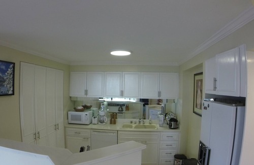 Waikiki Condo | 2-Bedroom Condo Just 8 Minutes Walk to Waikiki Beach