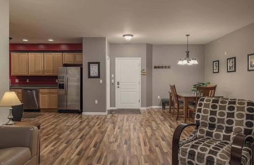 Alyeska Apartment | 2 Bedroom Condo w/Hottub! In the Heart of Girdwood