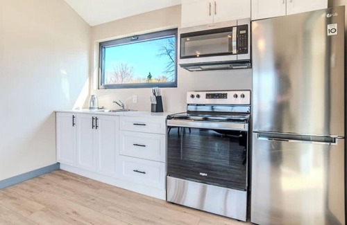 Harwood Cabin | 2 Bedroom Cottage #4: Willow Bay