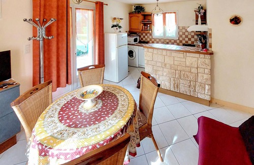Bagnault House | 2 bedroom cozy home in Souvigne