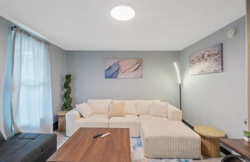 Westside Apartment | 2-Bedroom Emerson Stay, Near Zoo, Museums and Downtown