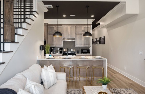 Helena Bed & Breakfast | 2 Bedroom Executive Suite + Bunk Bed Loft