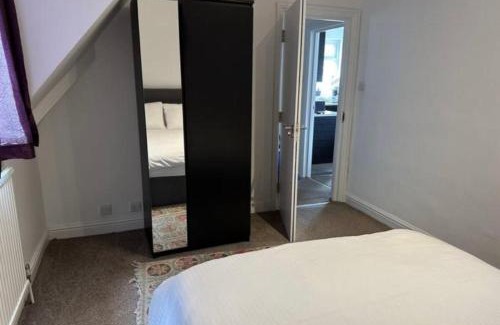 Fortune Green Apartment | 2 bedroom Flat in Camden