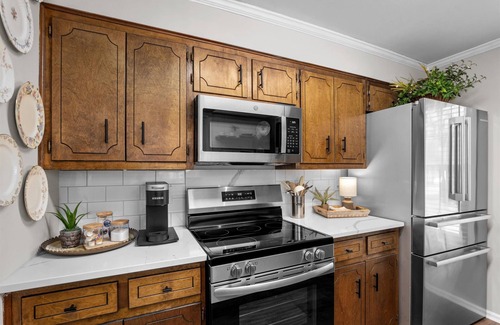Augusta Apartment | 2 bedroom home with 2 bathrooms and fully fenced backyard