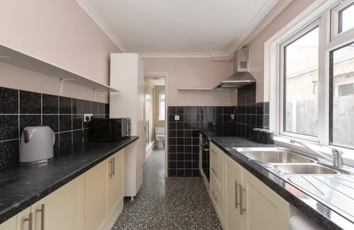 Grays House | 2 Bedroom House in Grays, Thurrock