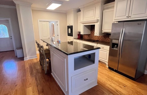 Decatur House | 2 Bedroom in Decatur,MS. On Golf Course, ECCC, & Famous Zack Garvin Steakhouse