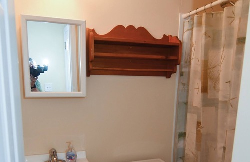 Ortley Beach Cottage | 2 Bedroom in Family Friendly Seaside Park