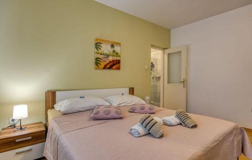 Veli Losinj Apartment | 2 Bedroom Lovely Apartment In Veli Losinj