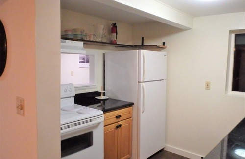 Seattle Metro Area Apartment | 2 bedroom MIL. Fantastic views of the puget sound.