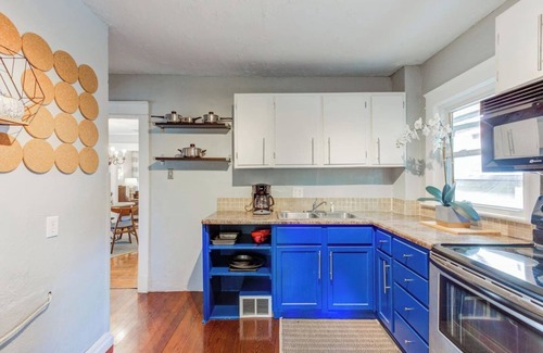 South Hyde Park House | 2-Bedroom Near the Plaza & Scenic Park 14